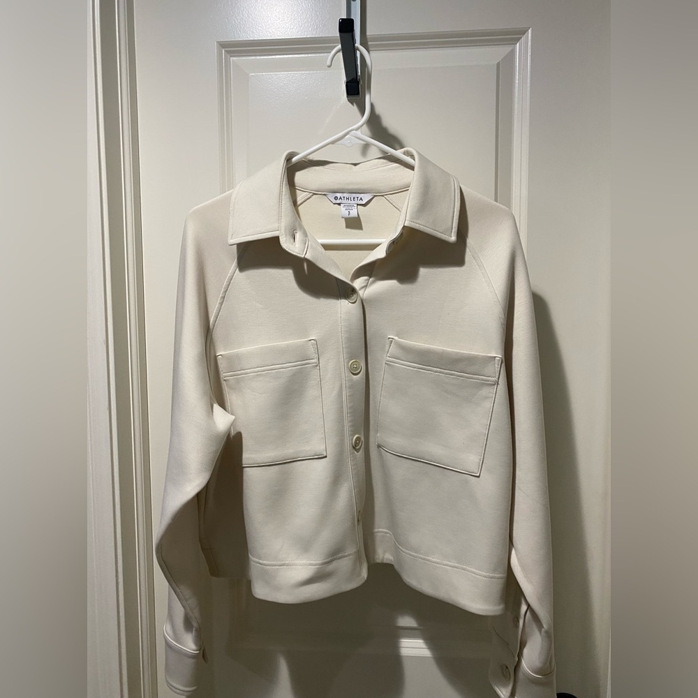 Athleta Allure Button Down Shirt Jacket Bone